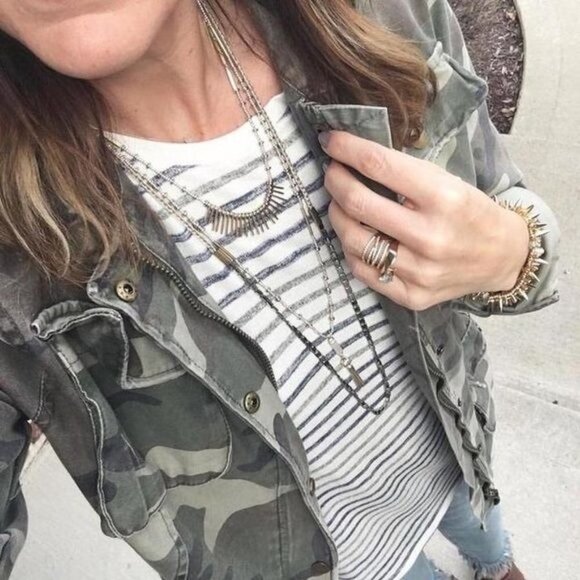 💜 Stella & Dot Riad Multi Strand Layering Necklace Versatile NIB - Picture 8 of 10